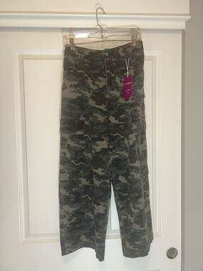 Loveimgs Women's High Waisted Camo Wide Leg Cargo Pants